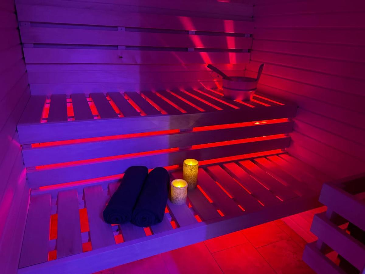 Oxxotel & Spa Valognes Kültér fotó